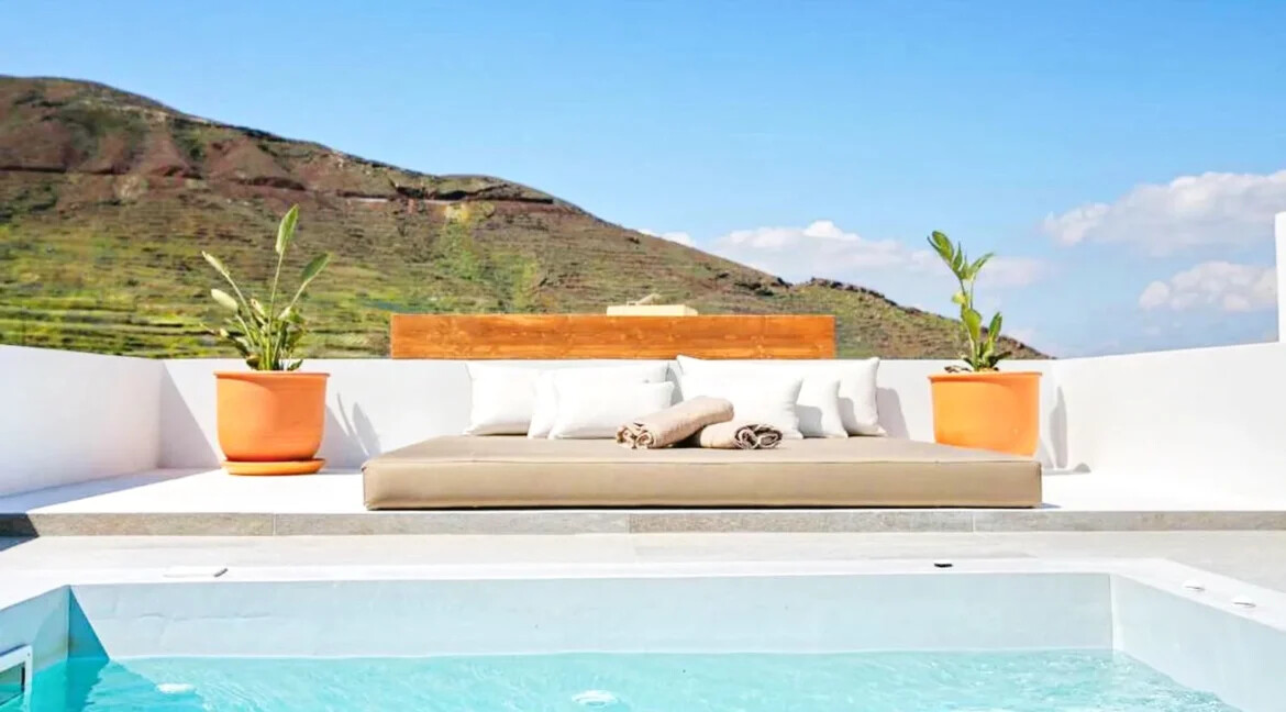 Houses Complex for Sale in Santorini Finikia Oia 16