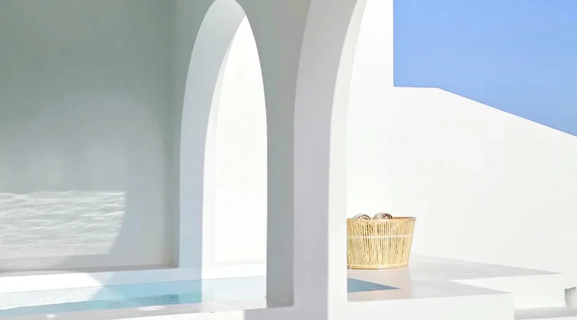 Houses Complex for Sale in Santorini Finikia Oia 7