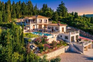 Luxurious Villas for sale Lefkada Nydri