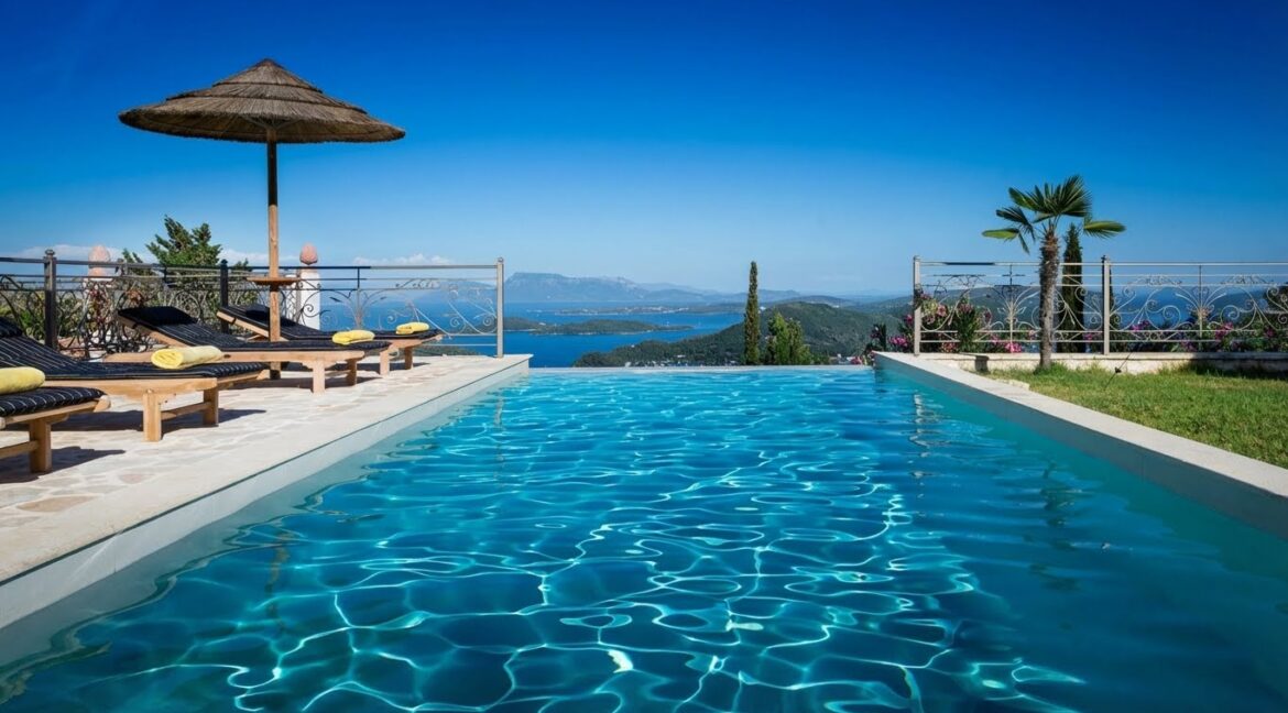 Luxurious Villas for sale Lefkada Nydri 2