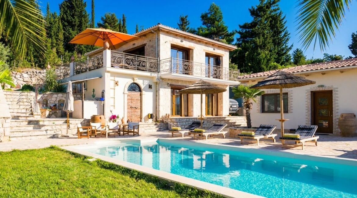 LuxuriLuxurious Villas for sale Lefkada Nydrious Villas for sale Lefkada Nydri 4