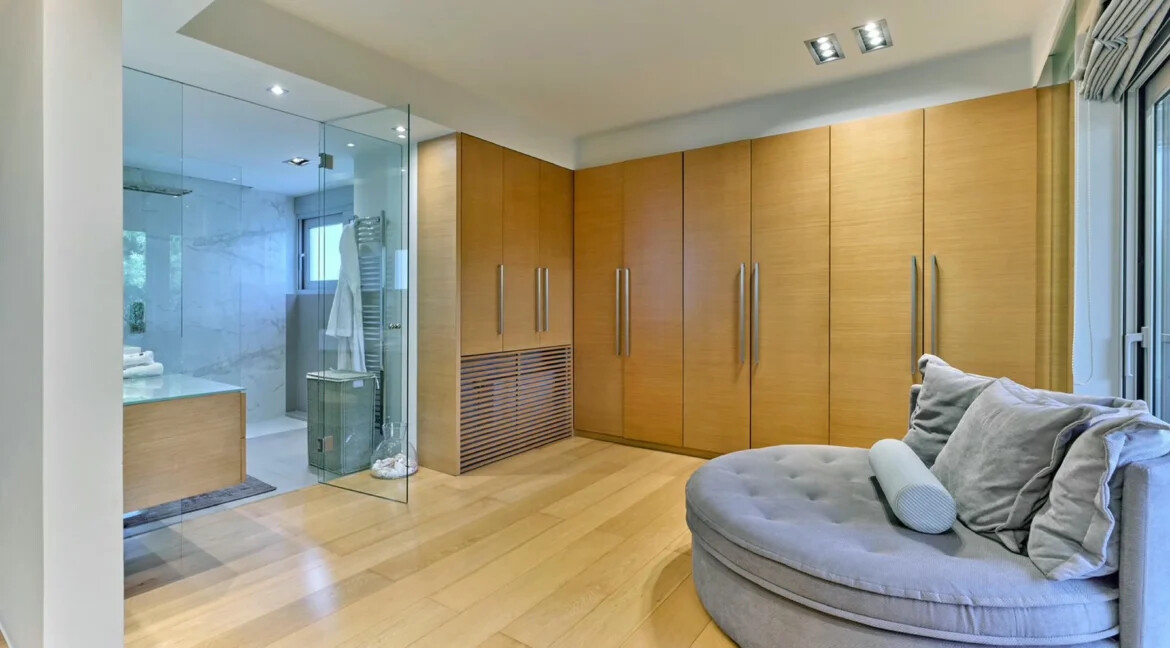 Luxury Apartment For Sale In Kavouri Athens 12