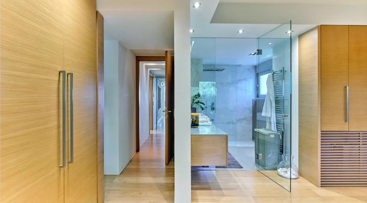 Luxury Apartment For Sale In Kavouri Athens 14