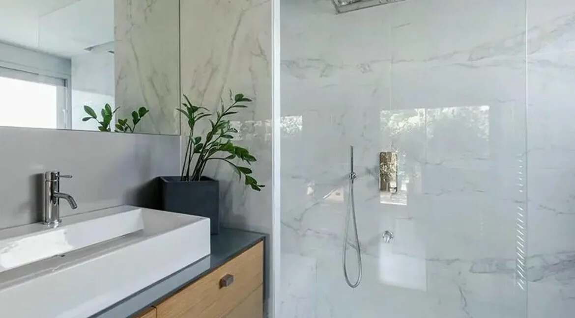 Luxury Apartment For Sale In Kavouri Athens 15