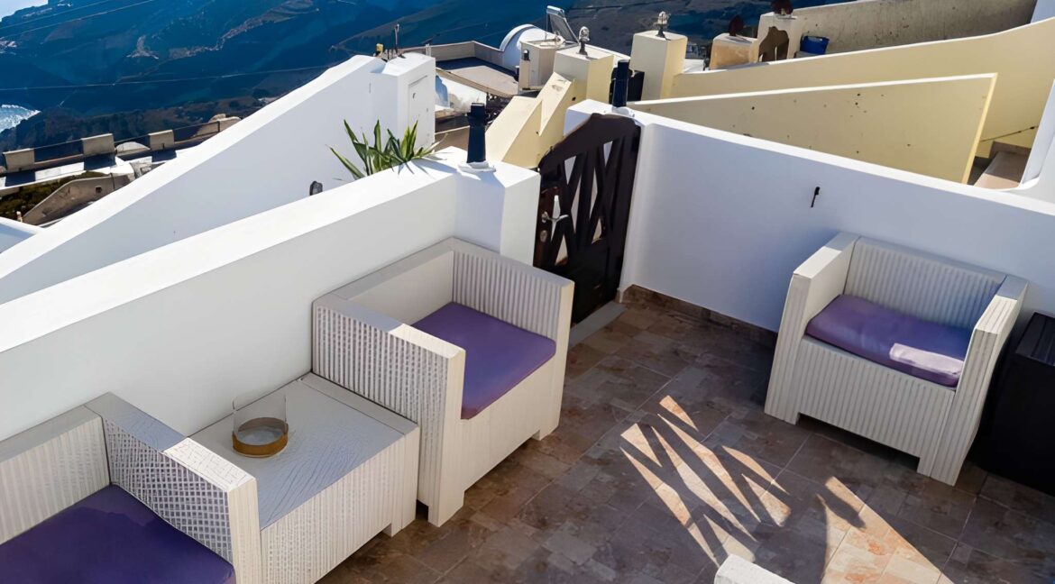 Maisonette for sale Santorini, Pirgos Kallistis 1