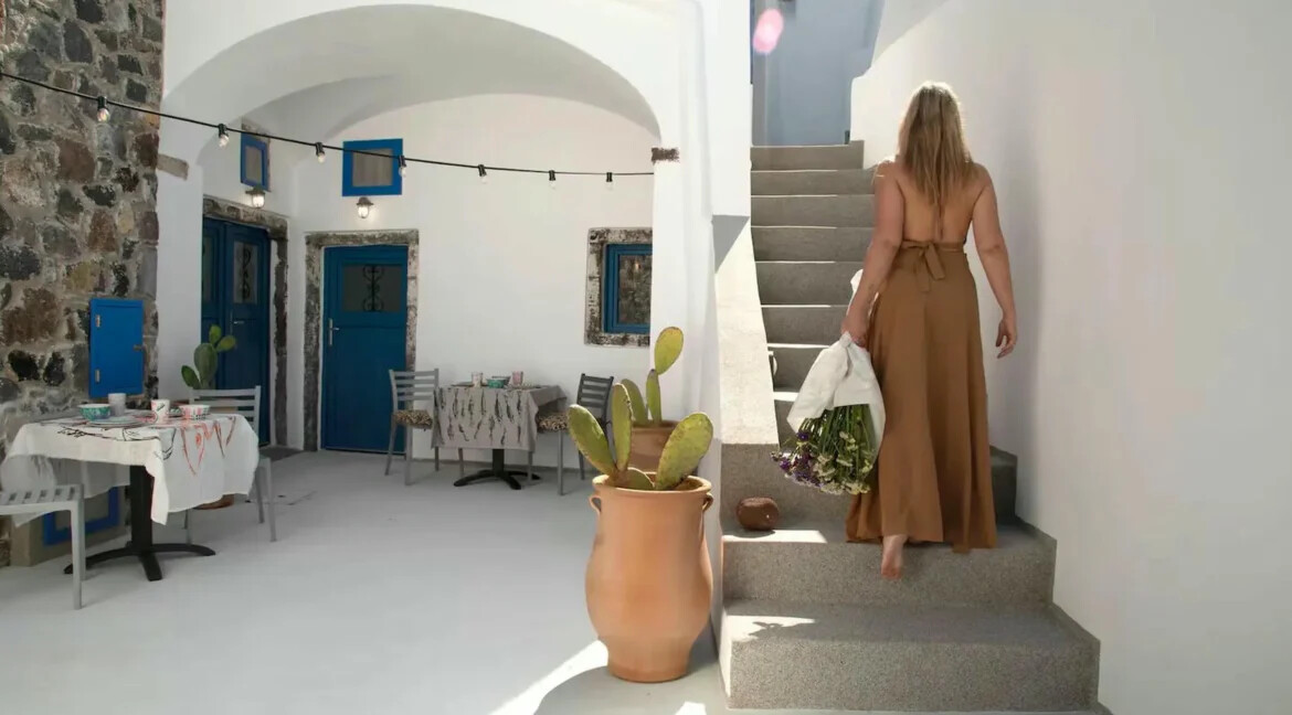 Property of 3 studios Santorini for sale 11