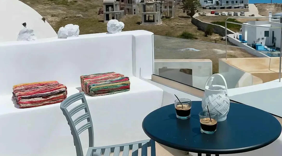Property of 3 studios Santorini for sale 6