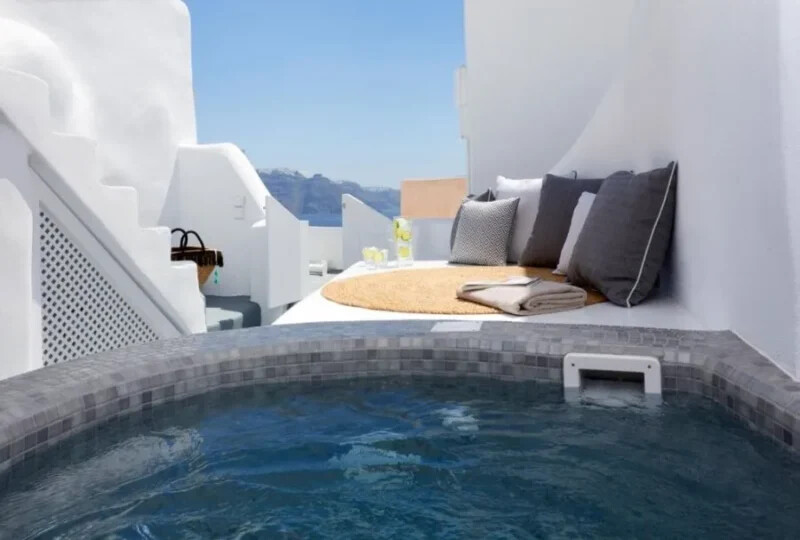 Santorini Oia Property for sale - Homes for sale Santorini Grecce