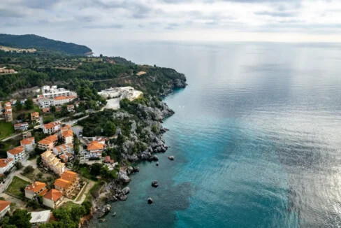 Seafront Property in Halkidiki for Sale: Rooms & Restaurant 16