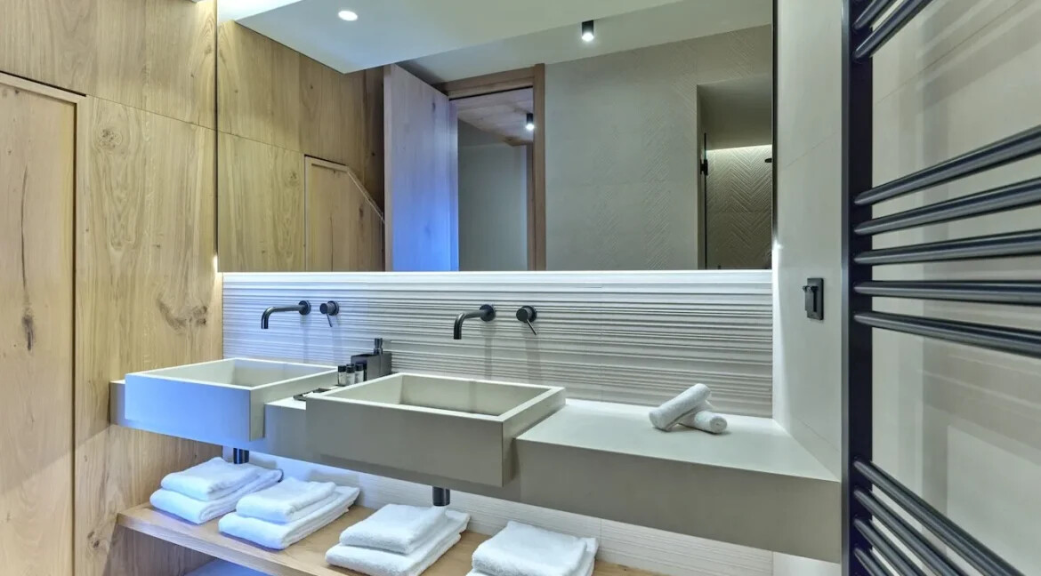 2 Luxury Seafront Villas for Sale in Andros Greece 19