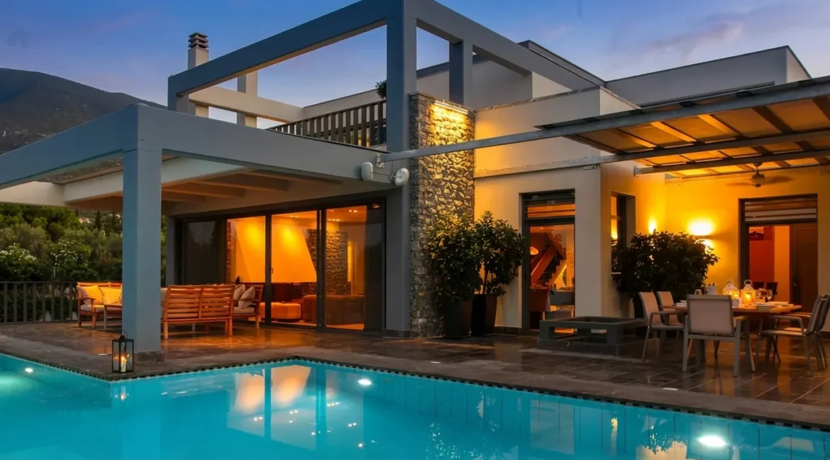 2 Seafront Villas for sale near Athens with private beach, Chalkida 4