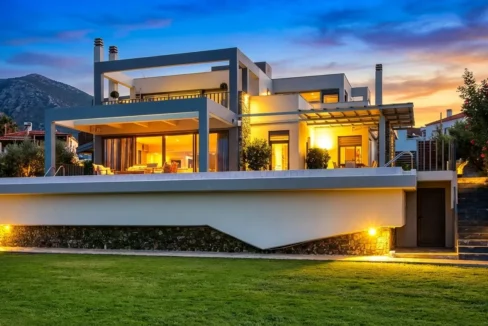 2 Seafront Villas for sale near Athens with private beach, Chalkida 8