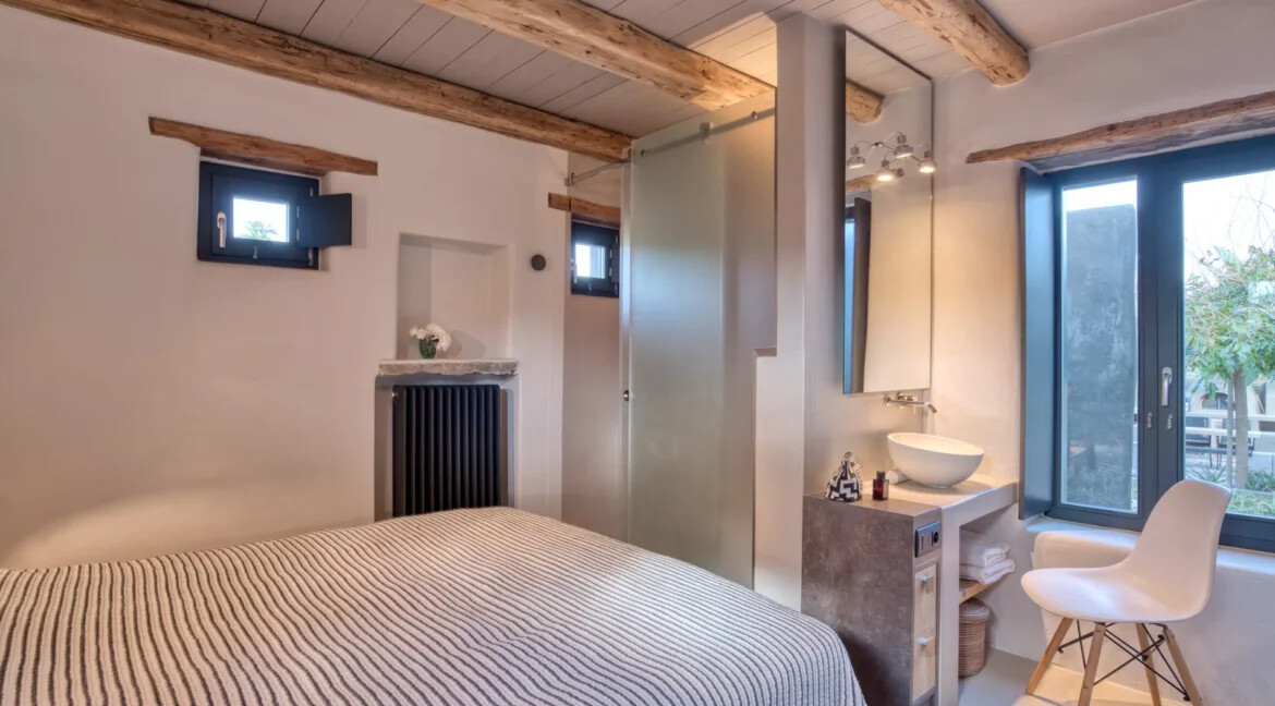 Amazing Seafront Villa for Sale Paros Greece 11