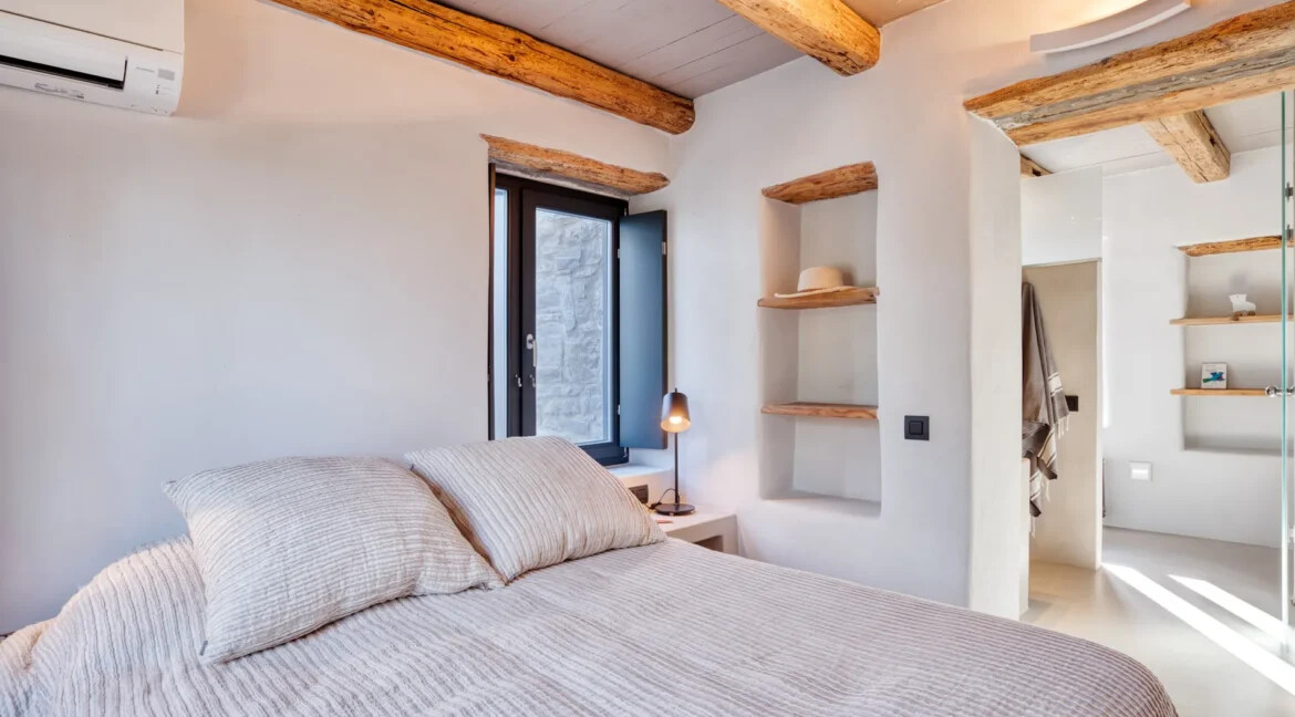 Amazing Seafront Villa for Sale Paros Greece 12