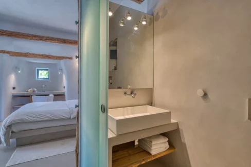 Amazing Seafront Villa for Sale Paros Greece 13