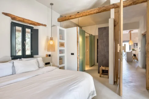 Amazing Seafront Villa for Sale Paros Greece 16