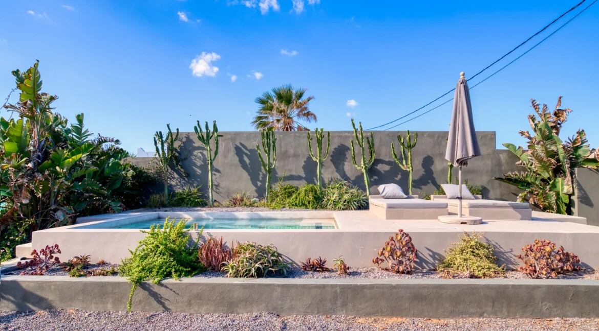 Amazing Seafront Villa for Sale Paros Greece 25