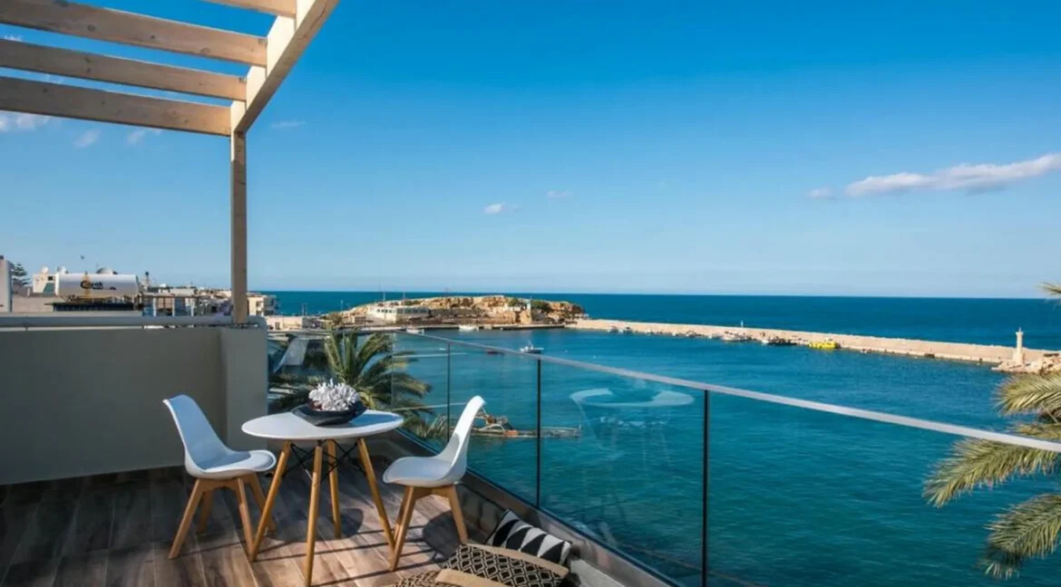 Apartments and Store by the Sea in Crete for Sale 10