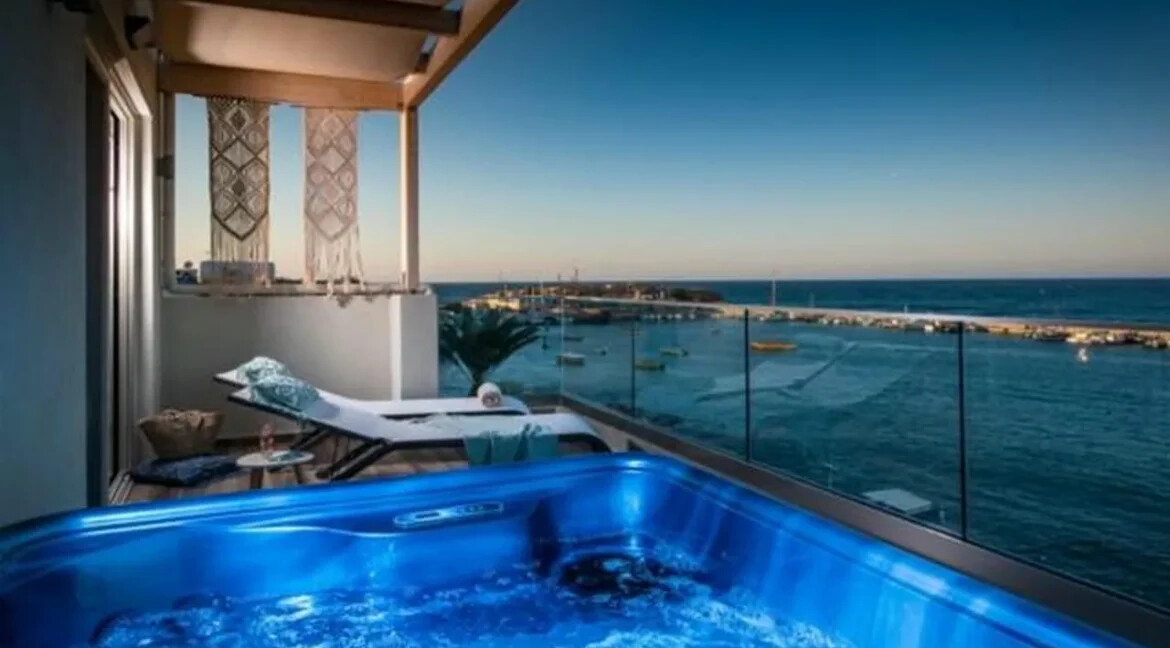 Apartments and Store by the Sea in Crete for Sale 13