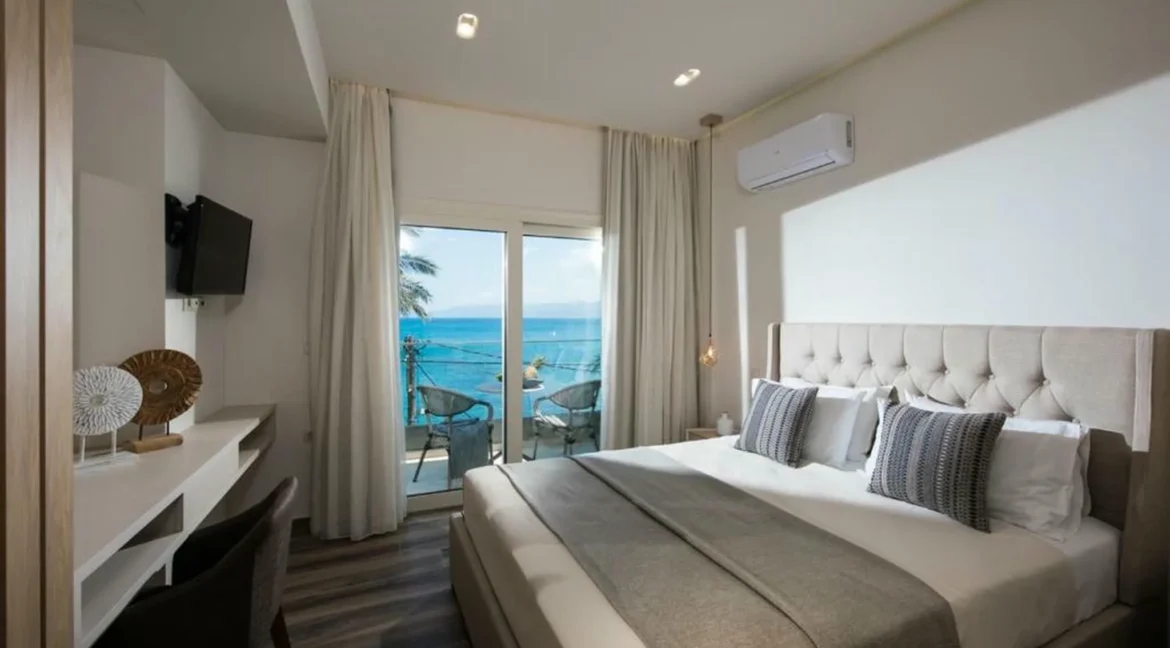 Apartments and Store by the Sea in Crete for Sale 9
