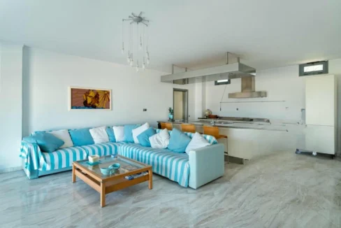 Beachfront Luxury Estate in Chalkidiki, Luxury Villa in Chanioti 1