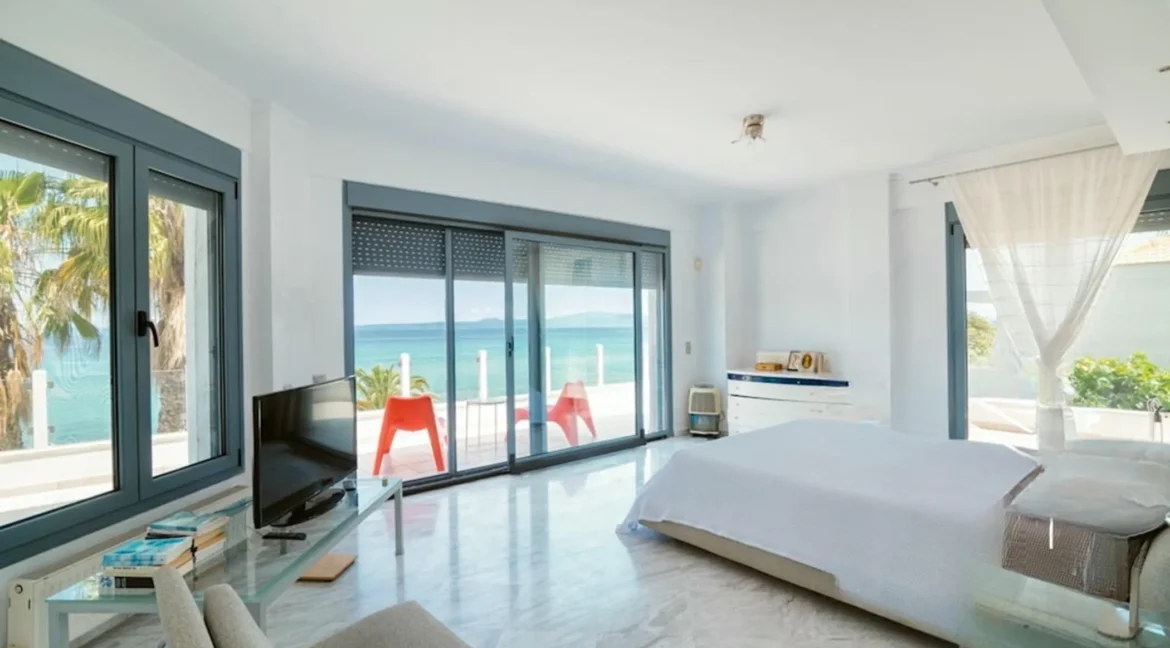 Beachfront Luxury Estate in Chalkidiki, Luxury Villa in Chanioti 11