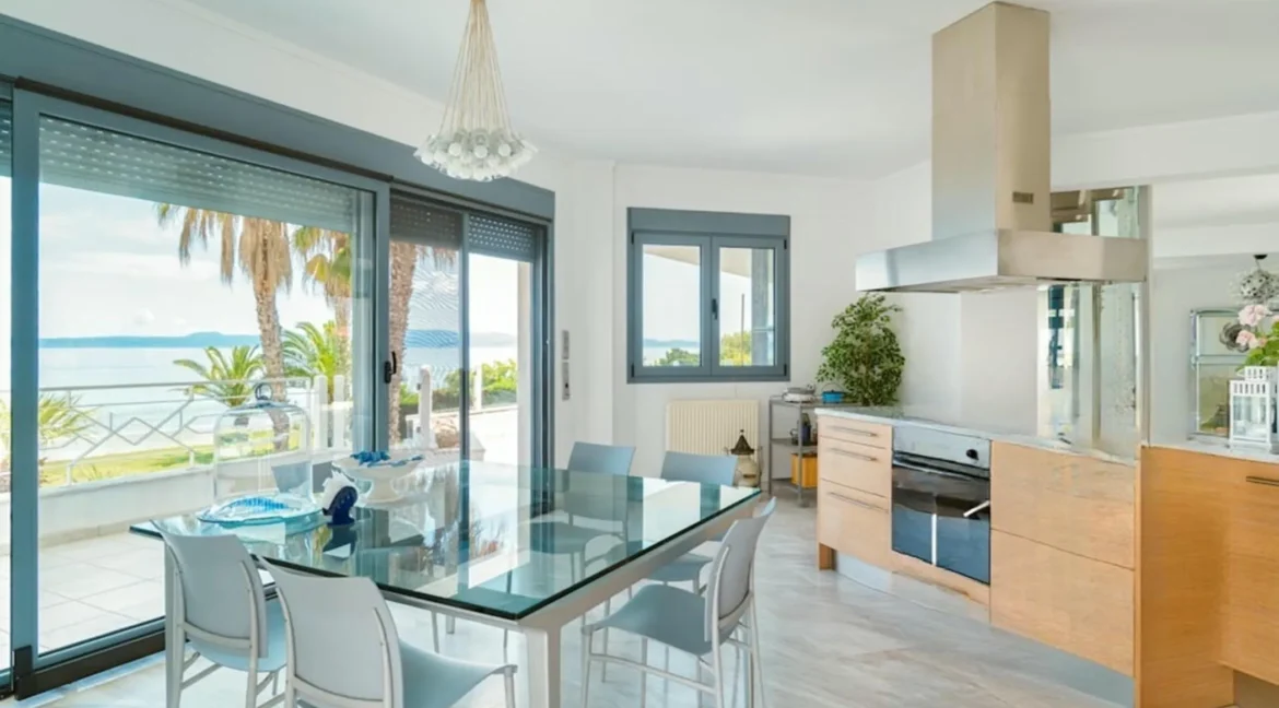 Beachfront Luxury Estate in Chalkidiki, Luxury Villa in Chanioti 12