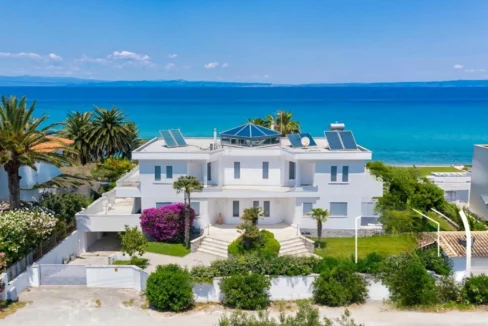Beachfront Luxury Estate in Chalkidiki, Luxury Villa in Chanioti 19