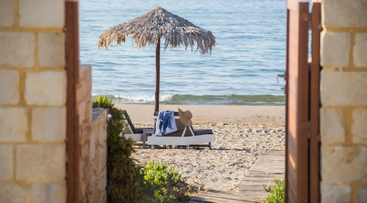 Beachfront Mansion for Sale in Crete Greece 24