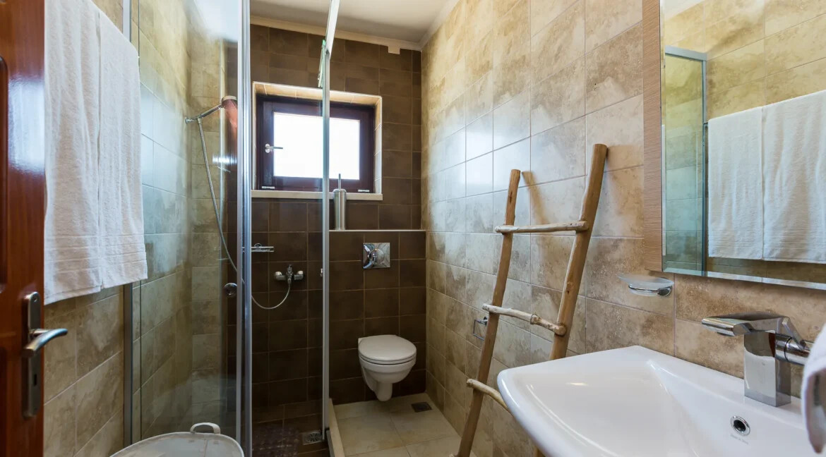 Beachfront Mansion for Sale in Crete Greece 4