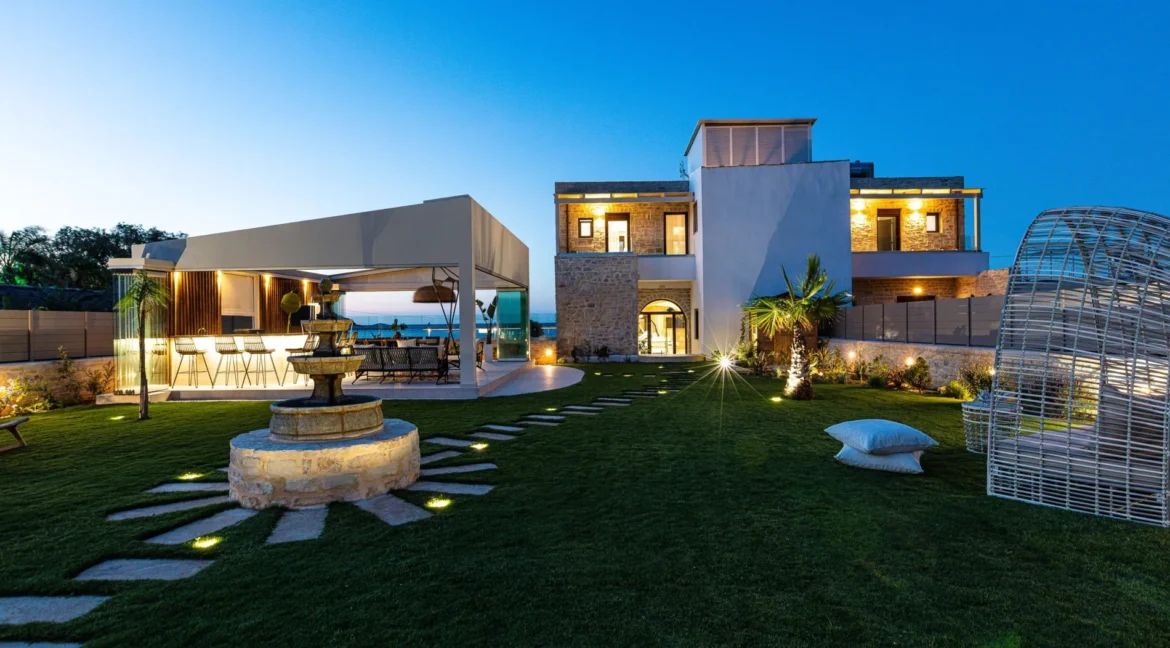 Beachfront Villa with Direct Access To The Beach, Rethymno, Crete Greece 1