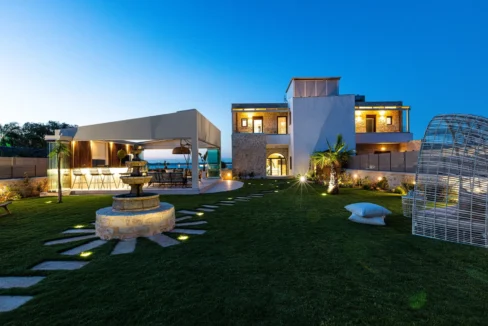 Beachfront Villa with Direct Access To The Beach, Rethymno, Crete Greece 1