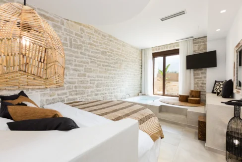 Beachfront Villa with Direct Access To The Beach, Rethymno, Crete Greece 17