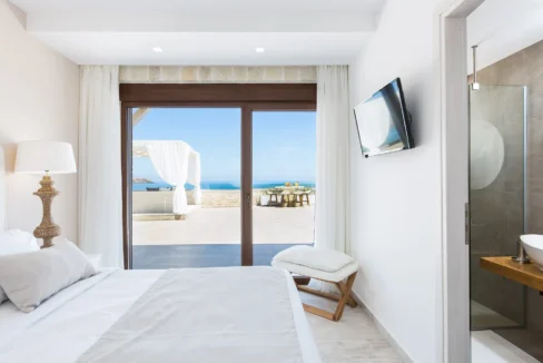 Beachfront Villa with Direct Access To The Beach, Rethymno, Crete Greece 19