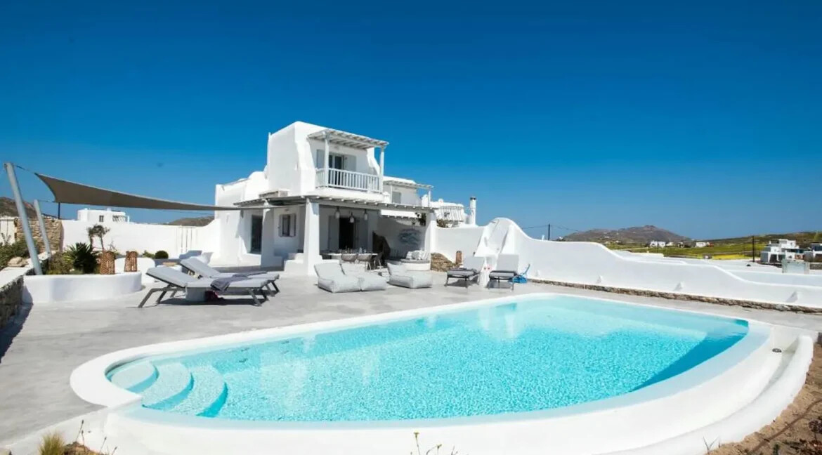 Beautiful Villa for Sale in Mykonos Elia 1