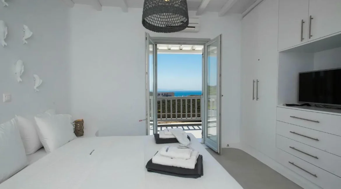 Beautiful Villa for Sale in Mykonos Elia 12