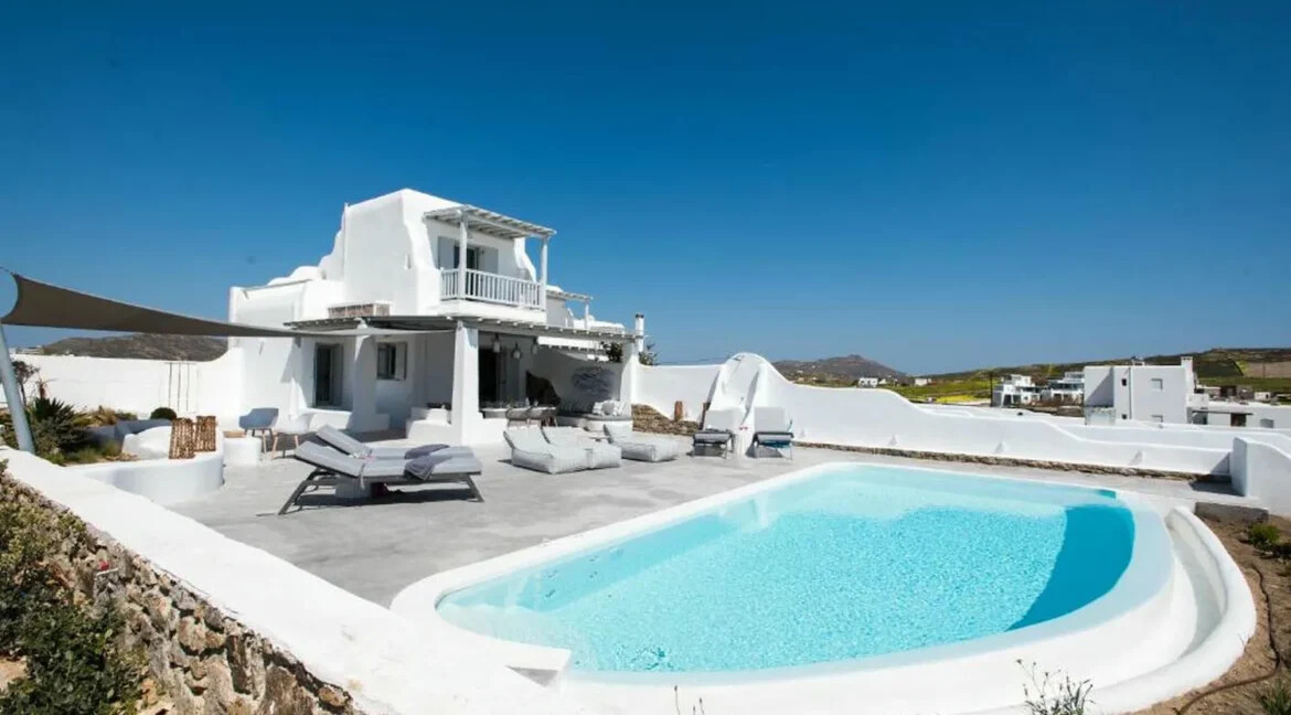 Beautiful Villa for Sale in Mykonos Elia 2