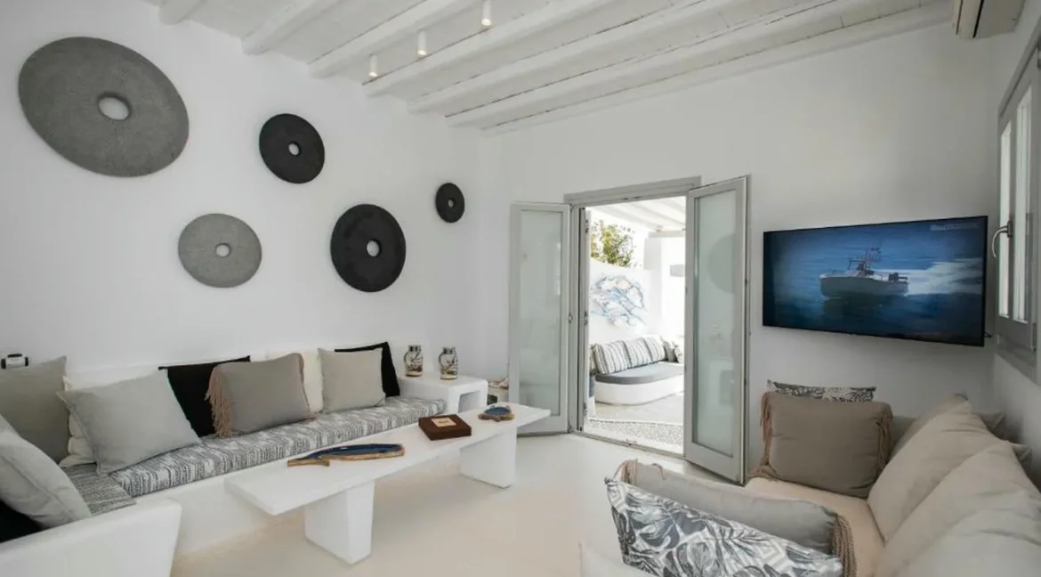 Beautiful Villa for Sale in Mykonos Elia 24