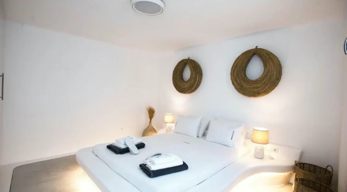 Beautiful Villa for Sale in Mykonos Elia 25