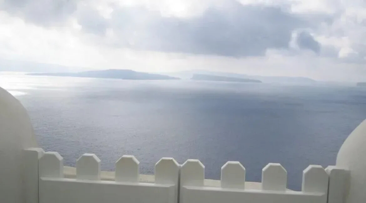 Cave House for Sale Oia Santorini Greece 1