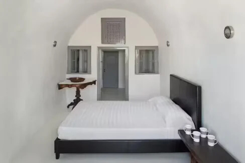 Cave House for Sale Oia Santorini Greece 10