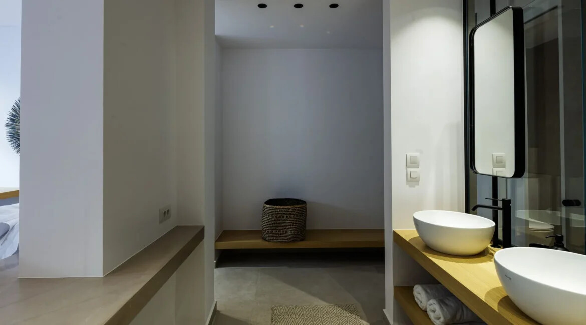 Elegance Villa for Sale Souda Bay Crete Greece 8