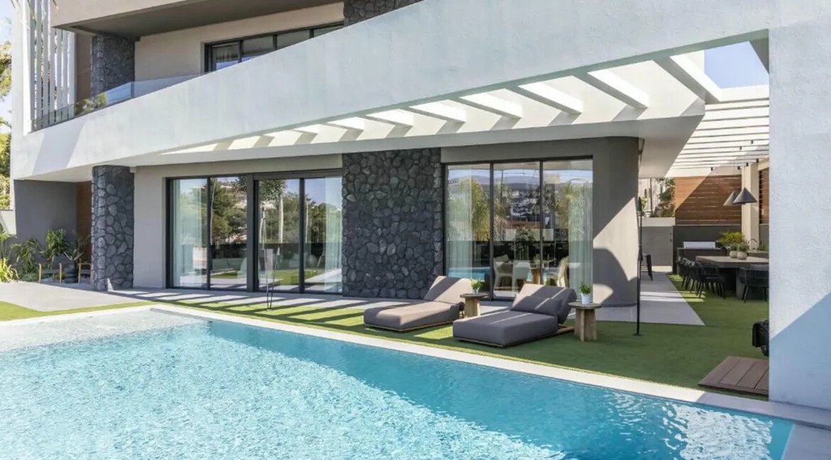 Exceptional Luxury Villa for Sale Glyfada Athens 18