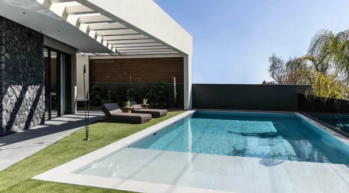 Exceptional Luxury Villa for Sale Glyfada Athens 19