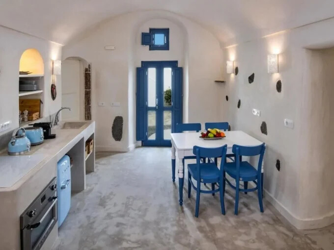 House for Sale Santorini Megalochori