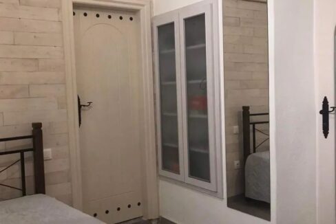 House for sale Santorini Emporio - 3 Apartments 11