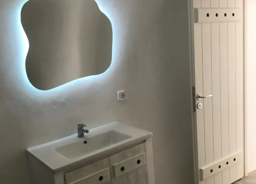 House for sale Santorini Emporio - 3 Apartments 14