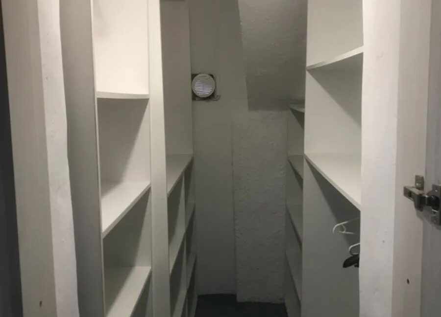 House for sale Santorini Emporio - 3 Apartments 4