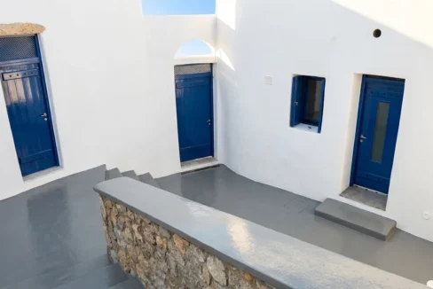House for sale Santorini Emporio - 3 Apartments 5