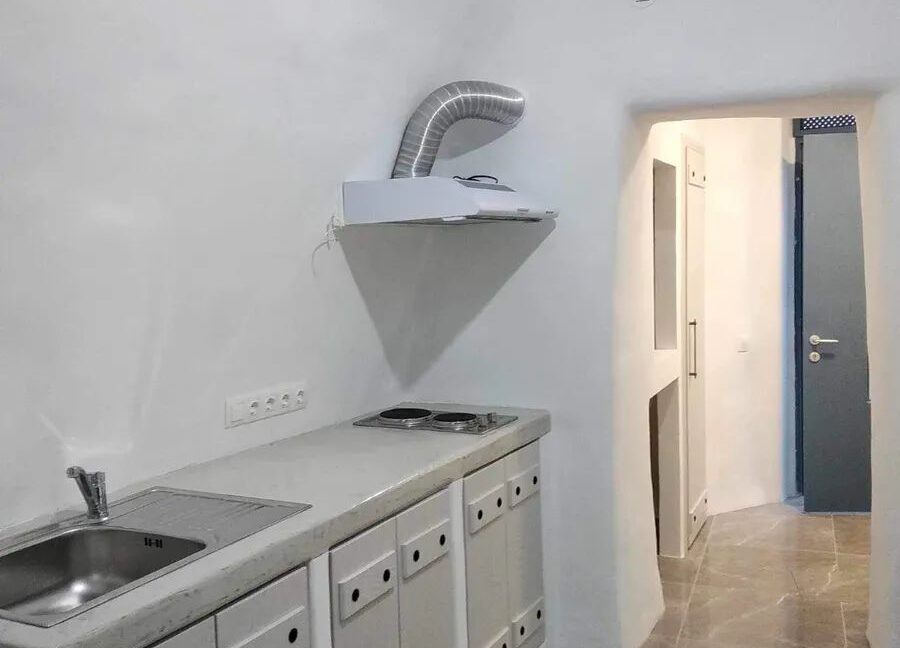 House for sale Santorini Emporio - 3 Apartments 8